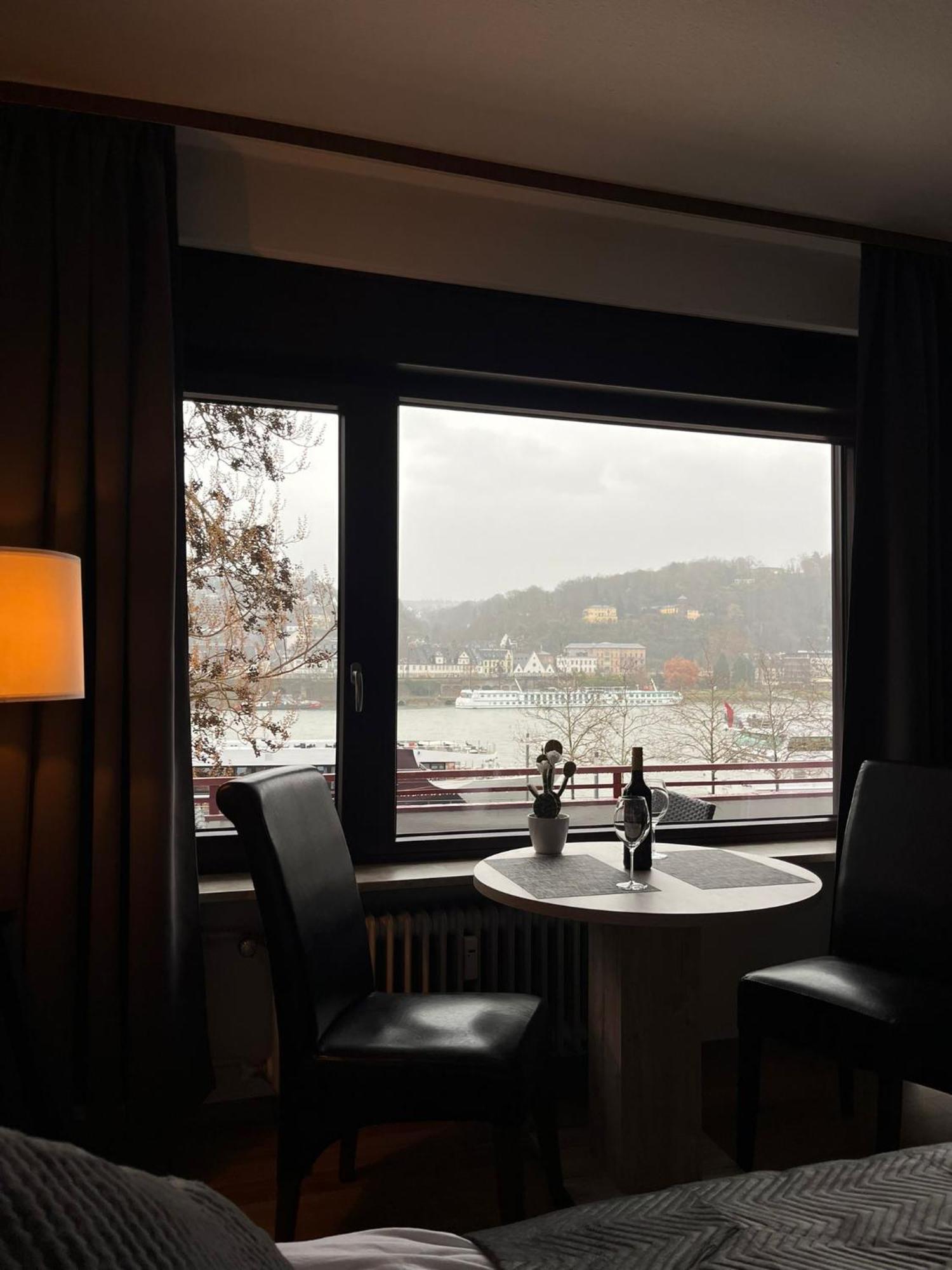 Rheinpanorama Suite Mit Balkon Koblenz  Buitenkant foto